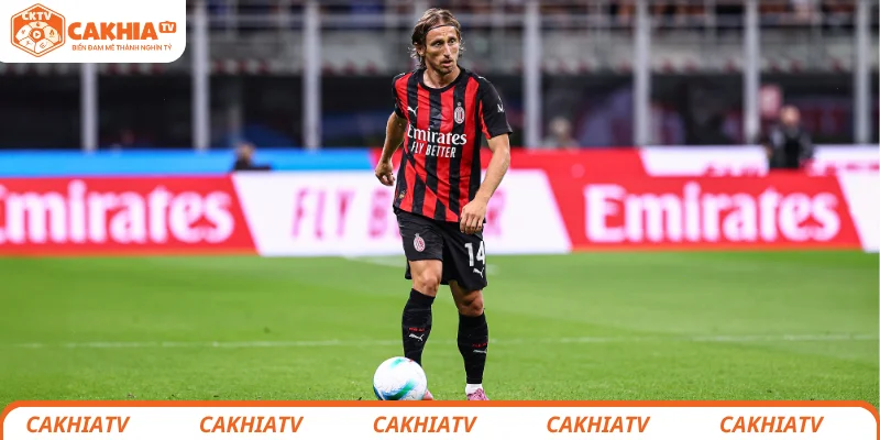Luka Modric liệu sẽ tiếp tục ở lại AC Milan